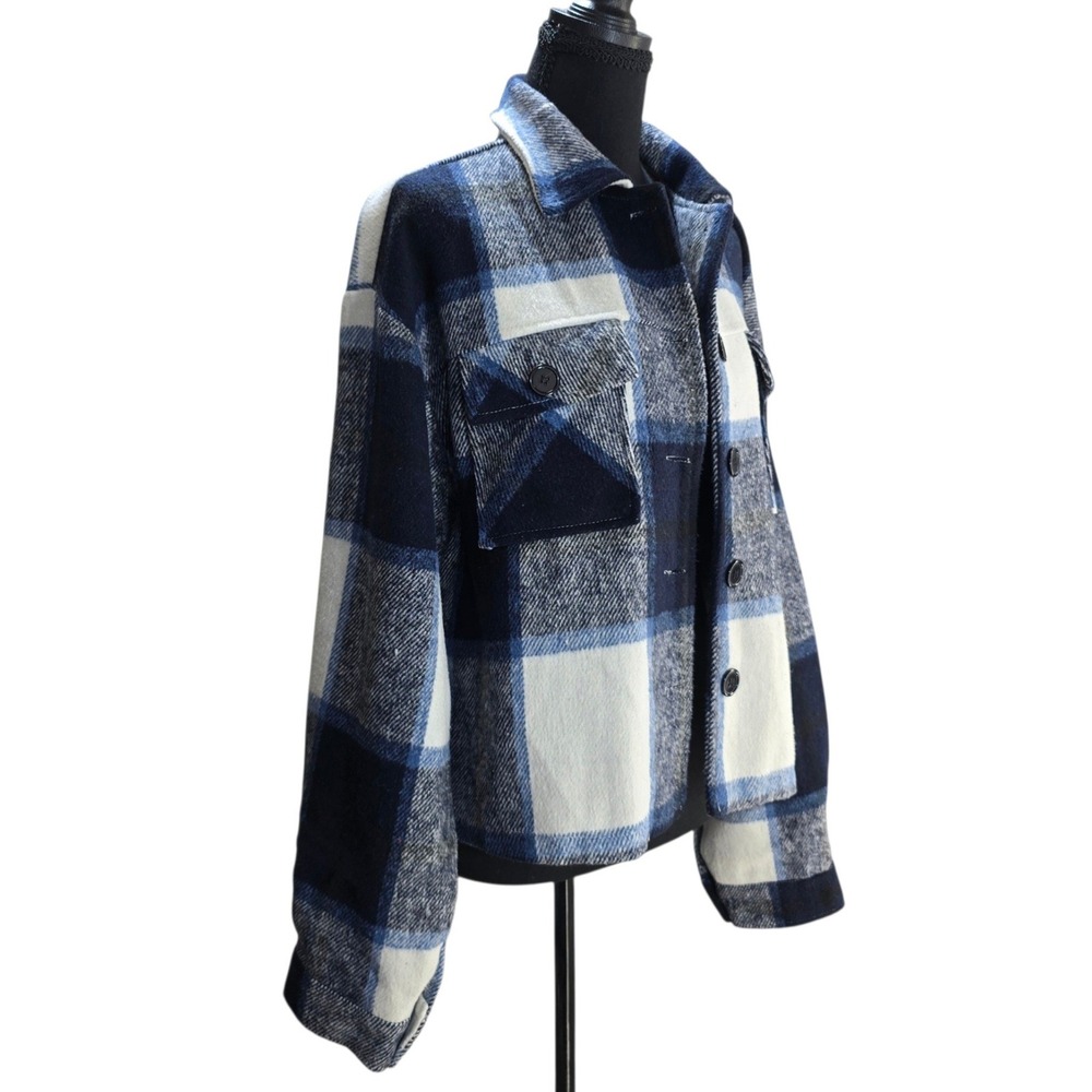 Unbranded Plaid Shacket Women XL Blue White Polyester Flannel Button Crop - Picture 2 of 10